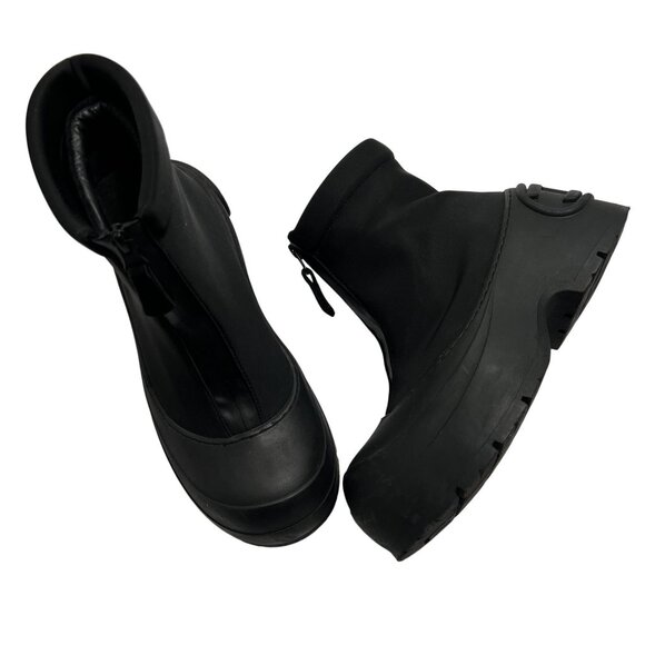 Diesel Other - Diesel D-Donald CH Rubber Trimmed Ankle Boots in Black